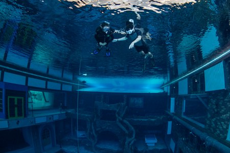 Deep Dive Dubai